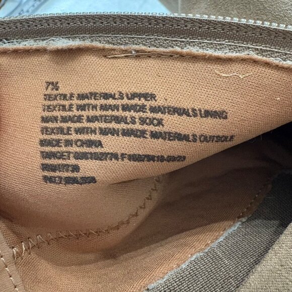 Universal Thread Tan Chunky Heel Ankle Boots Womens Size 7.5 Faux Suede - Picture 5 of 16